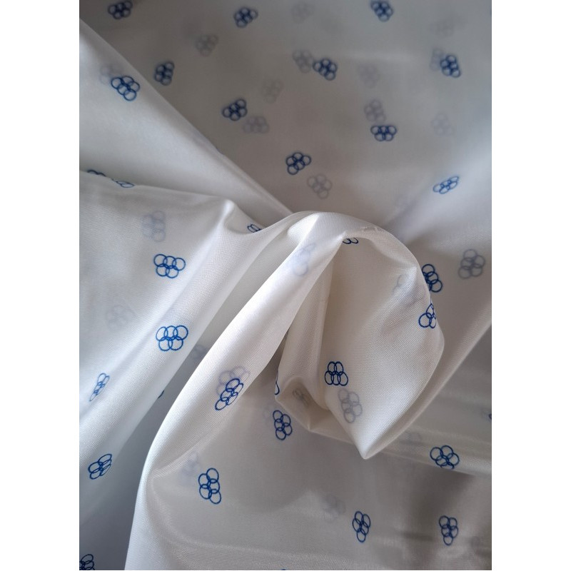 Voering wit met blauwe olympische ringen 140 cm breed 140 cm lang