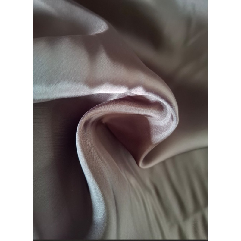 Voering  heel donker bruin 140 cm breed