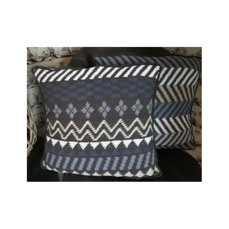 Haakpatroon kussen Isle zigzag