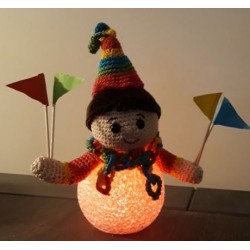 Haakpatroon jongen en meisje led verlichting