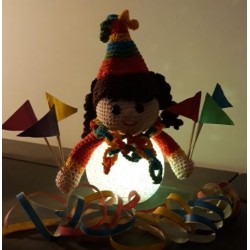 haakpatroon sneeuwpop en led bol gekleurd