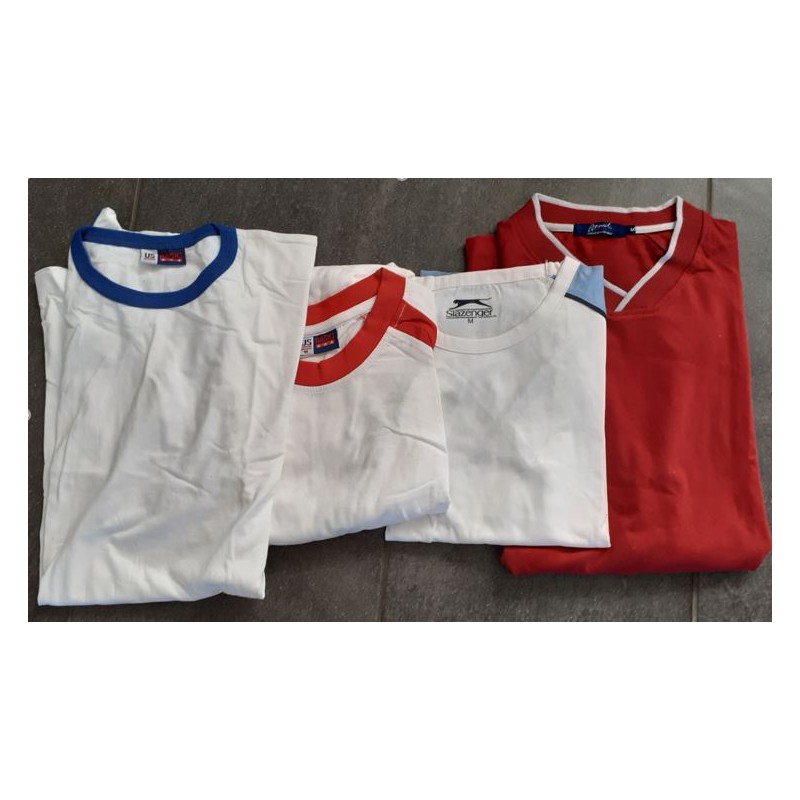 Set 2. 4 t shirts maat M unisex
