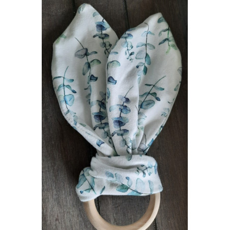 Bijtring met oortjes (konijnenoor)  Blauw groenige tak met naam