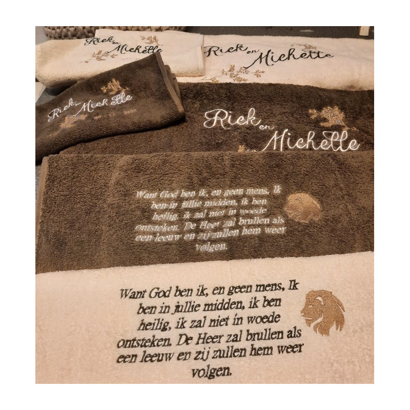 Borduren met plaatje en naam 26 cm breed max